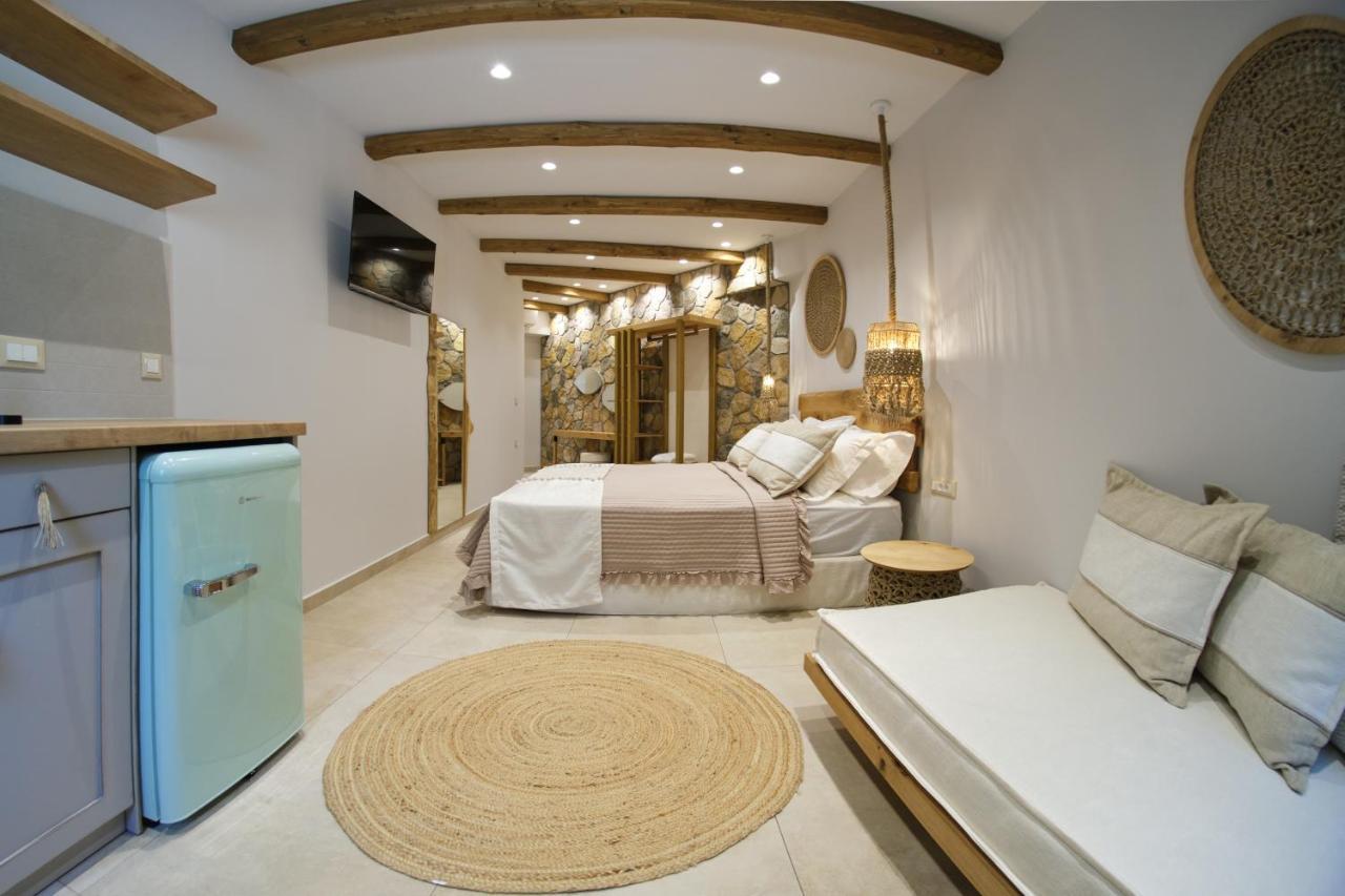 Esperides Parga Studios Екстериор снимка