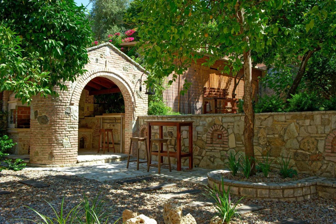 Esperides Parga Studios Екстериор снимка